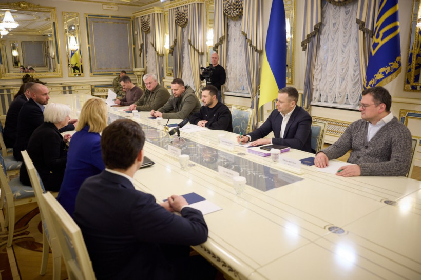 До Києва прибула міністр фінансів США Джанет Єллен До Києва прибула міністр фінансів США Джанет Єллен