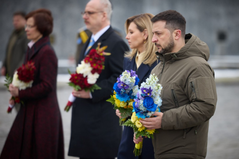 Зеленський приїхав до Львова та відвідав поранених бійців (відео) Зеленський приїхав до Львова та відвідав поранених бійців (відео)