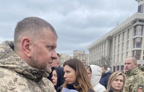 Україна прощається з "Да Вінчі": Зеленський з прем’єром Фінляндії вшанували памʼять героя (фото, відео) Україна прощається з "Да Вінчі": Зеленський з прем’єром Фінляндії вшанували памʼять героя (фото, відео)