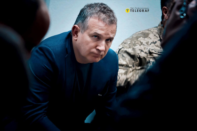 Ткаченко, Мосейчук, Горбунов та Мазур хочуть взяти Коломойського на поруки (фото, відео) Ткаченко, Мосейчук, Горбунов та Мазур хочуть взяти Коломойського на поруки (фото, відео)