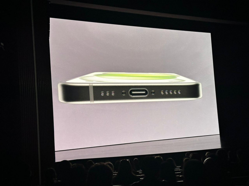 Apple представила iPhone 15 і iPhone 15 Pro Apple представила iPhone 15 і iPhone 15 Pro