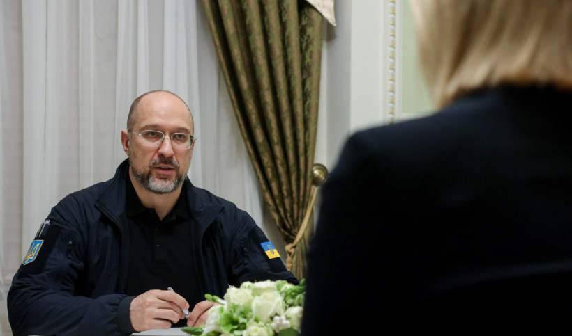 Шмигаль передав послу США "Концепт посилення стійкості демократії в Україні" Шмигаль передав послу США "Концепт посилення стійкості демократії в Україні"