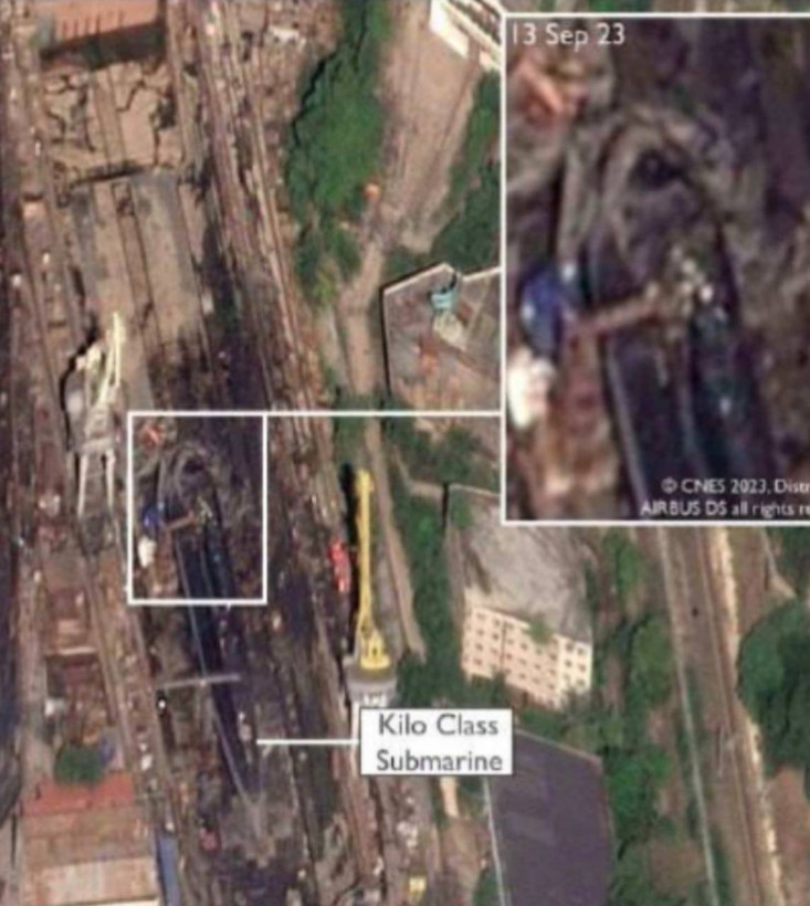 Опубліковані фото російської субмарини "Ростов-на-Дону" після ракетного удару по Севастополю Опубліковані фото російської субмарини "Ростов-на-Дону" після ракетного удару по Севастополю