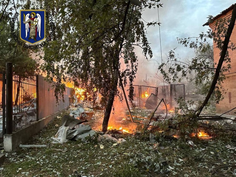 Збито понад 20 цілей: Кличко розповів про наслідки атаки на столицю (фото) Збито понад 20 цілей: Кличко розповів про наслідки атаки на столицю (фото)