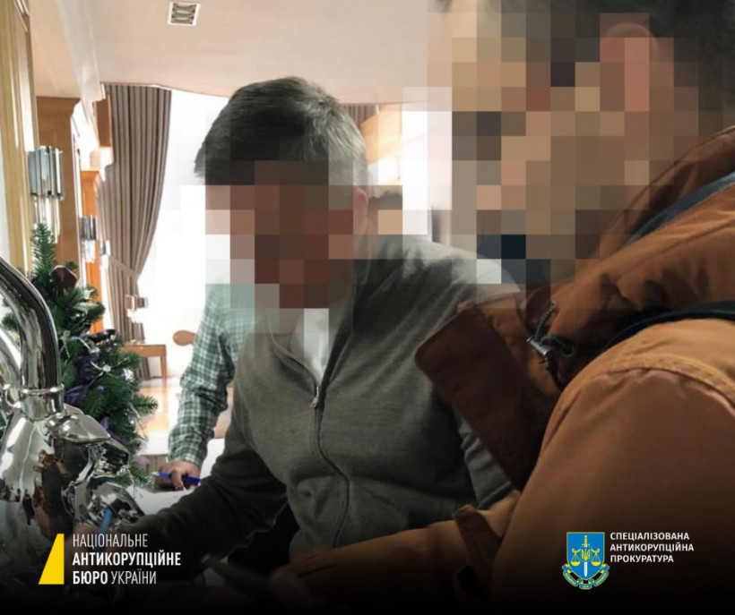 НАБУ оголосило про підозру народному депутату через спробу підкупити Кубракова та Найєма (фото, відео) НАБУ оголосило про підозру народному депутату через спробу підкупити Кубракова та Найєма (фото, відео)