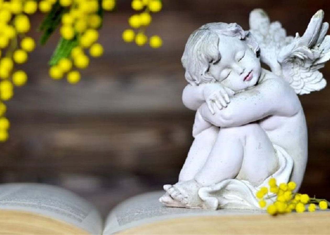 Кто празднует день ангела 1 апреля в Украине: значения имен и приметы