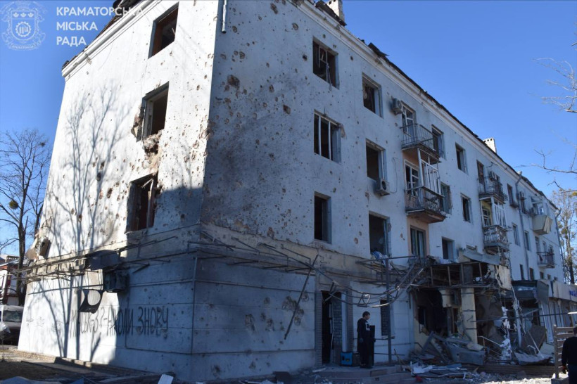 Рашисти скинули чотири авіабомби на центр Краматорська