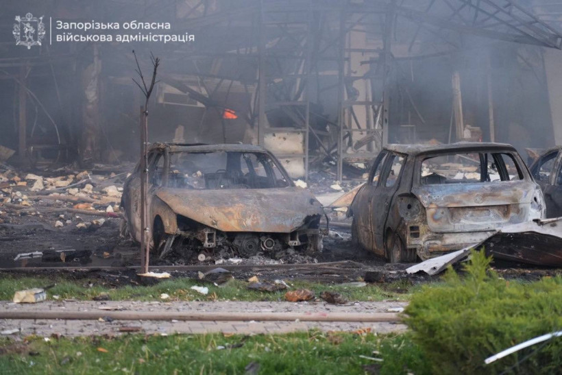 У Запоріжжі вже 12 загиблих внаслідок російського авіаудару