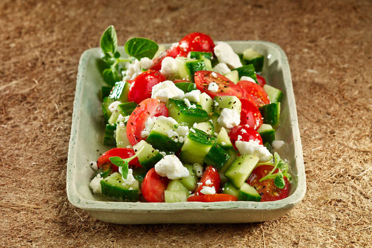 Лёгкие салаты без майонеза - feta-cucumbers-header-1200x800_3d10c3d5-47a6-4e90-8753-f9fd0ab4ef98