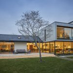 Аренда или покупка жилья - Greenaway-Architecture-Garden-House-Photo-External-2189-Rear-Dusk-Ben-1200x800 (1)