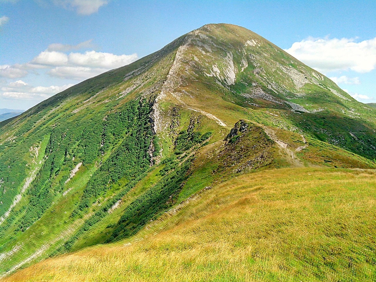 Легенды и мифы о Говерле - the-carpathians-496342_1280