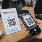 Почему QR-коды стали такими популярными - le-qr-code-nest-plus-une-mode-il-transforme-durablement-les-usages.B8O3_o3N_ZBJUUR