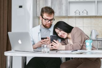 Как открыть бизнес на дому - pexels-mikhail-nilov-7735781