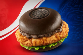 KFC удивил новым бургером с Oreo.