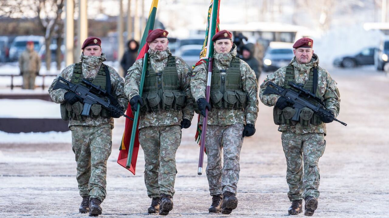 В Литве могут запретить выезд военнообязанным