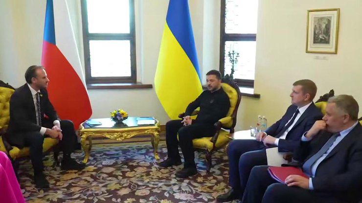 В Україні почали роботу нові посли Німеччини, Норвегії та Чехії