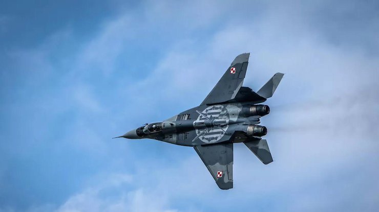 Польща передасть Україні до дев'яти винищувачів МіГ-29