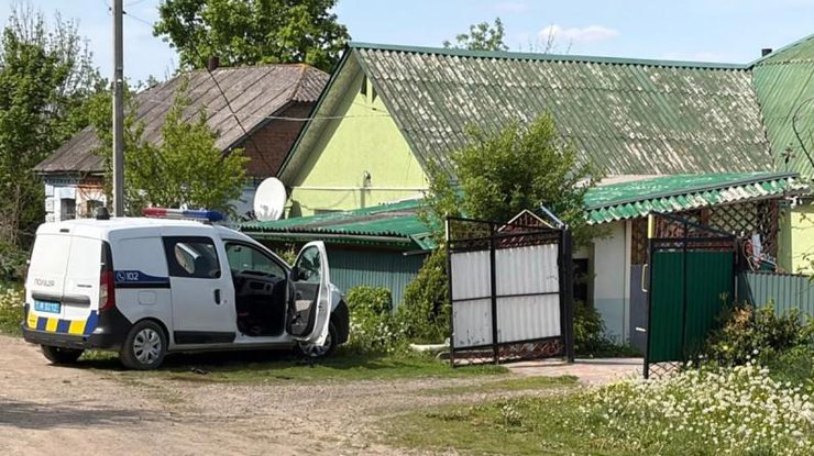 На Хмельниччині чоловік відкрив стрілянину по поліцейських: є загиблий та поранений