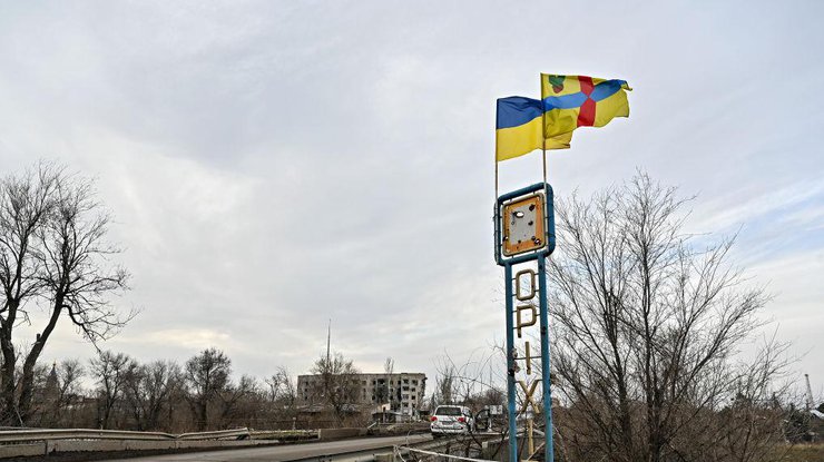 Оріхів під ударами КАБів: загинув комунальник, поранено подружжя