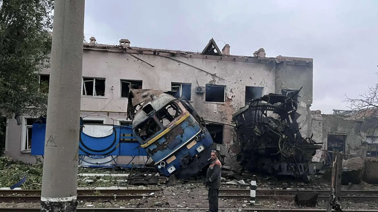 росіяни вдарили по залізничному депо в Одесі