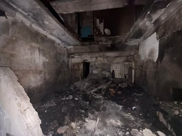 Трагедія на Донеччині: дрон влучив у будинок, загинули батько й донька