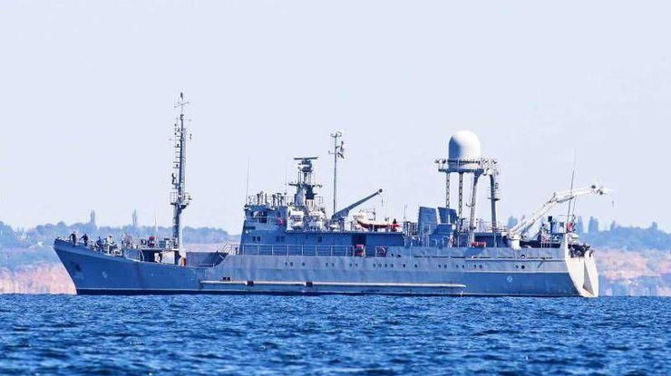 Росіяни вразили корабель ВМС "Сімферополь", один член екіпажу загинув
