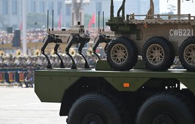 У Китаї відбувся масштабний військовий парад: яку зброю показали