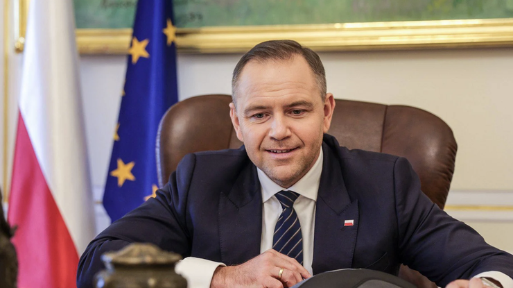 Навроцький продовжив допомогу українцям у Польщі, але востаннє